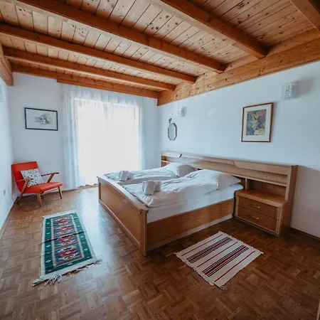 Holiday home Fernblick Velden am Woerthersee