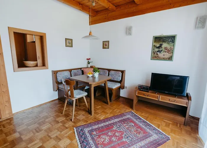 Dom wakacyjny Fernblick Velden am Wörthersee