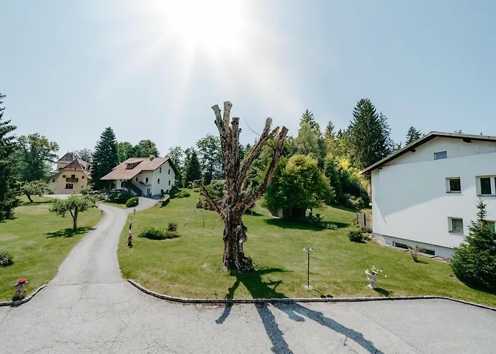 Fernblick * Velden am Wörthersee
